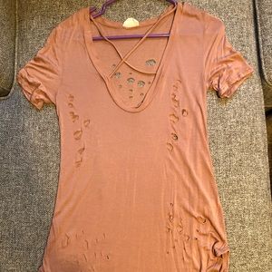 Distressed coral tee